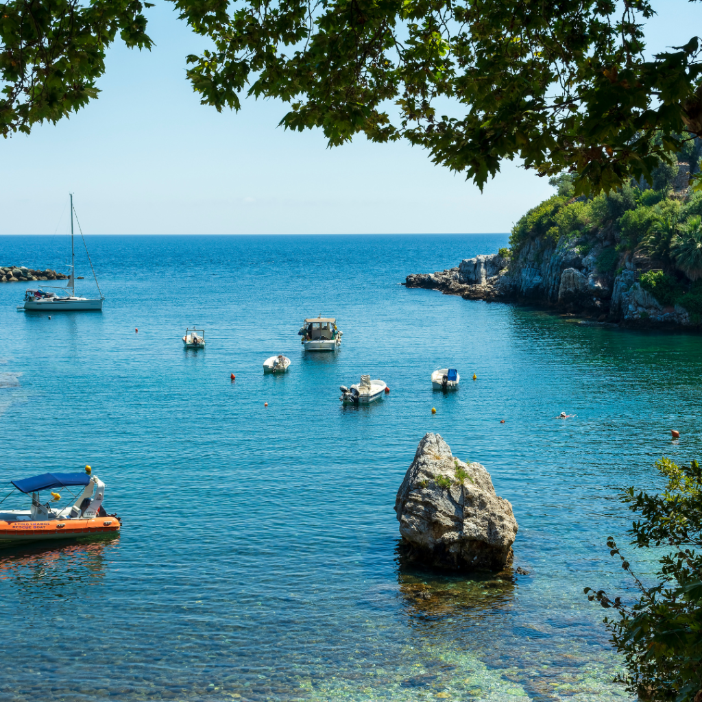 beaches in Pelion damouchari