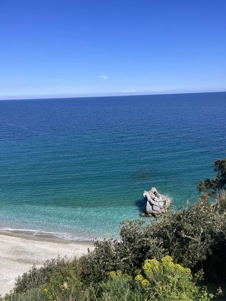 beaches in Pelion lambinou