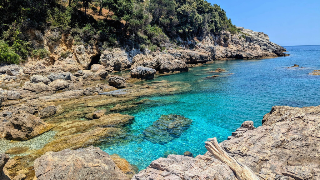 beaches in Pelion mylopotamos