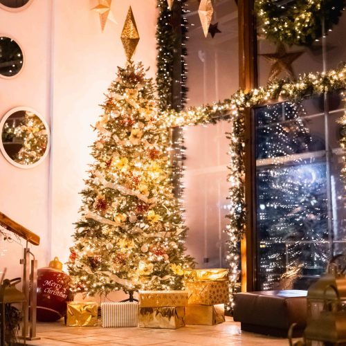 χριστουγεννιάτικη απόδραση cover